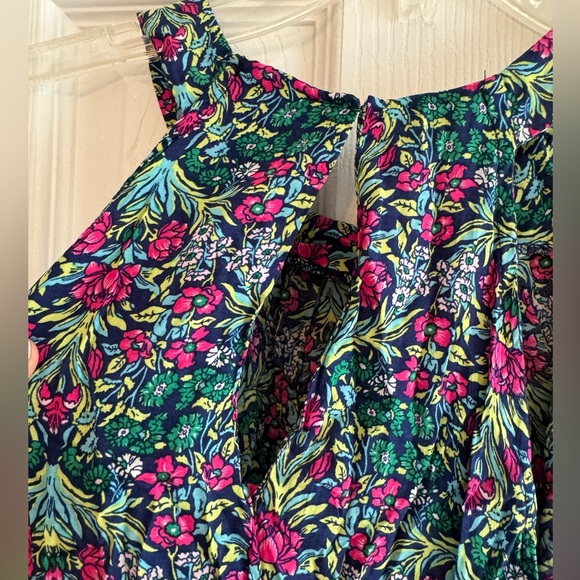 Floral tank🌸 - Picture 6 of 6